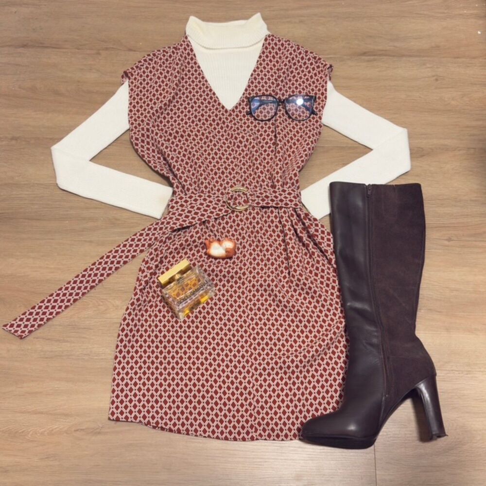 Parisian Chic Burgundy H&M Geometric Print Belted Dress